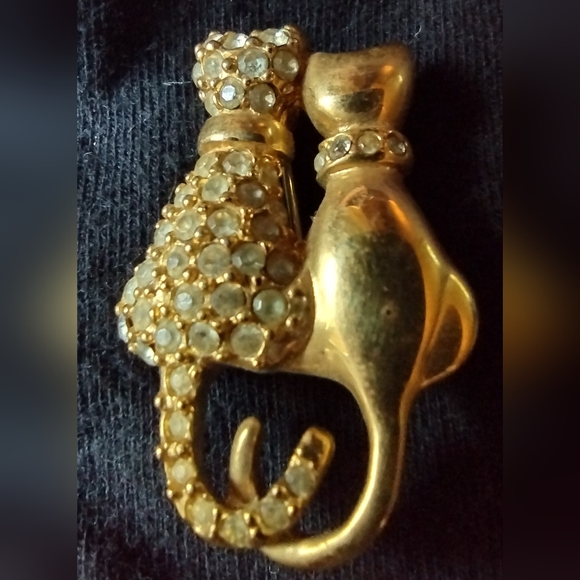 Cat brooches by 3 designers - Picture 6 of 11
